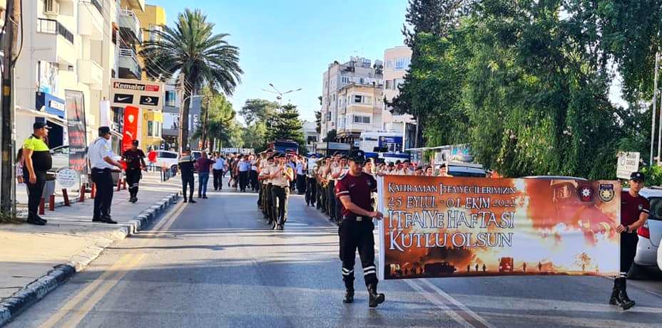 ‘İtfaiye Haftası’nın açılışı Lefkoşa Dereboyu’nda düzenlenen kortejle başladı