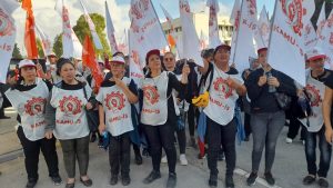 Kamu-İş’in Meclis önündeki çadır eylemi sürüyor