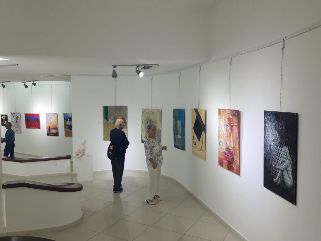 Uluslararası Kadın Sanatçılar Sanat Buluşması Sergisi dün akşam AKM’de açıldı