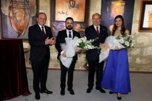 Cumhurbaşkanı Tatar,  “Liderlerimize Saygı” resitalini dinledi
