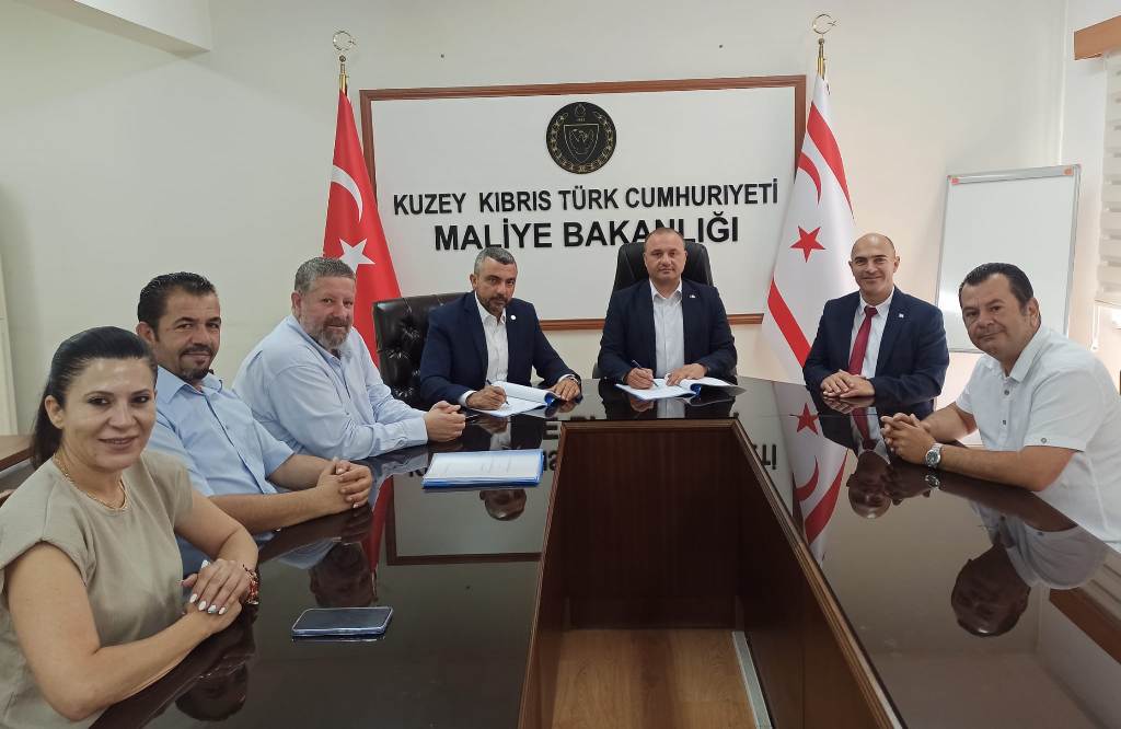 Maliye Bakanlığı ile Kamu-İş arasında toplu iş sözleşmesi imzalandı