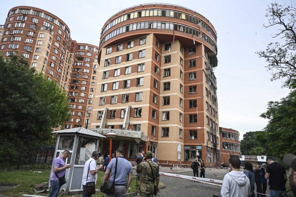 Ukrayna: Odessa kentine düzenlenen füze saldırısında 3 kişi öldü