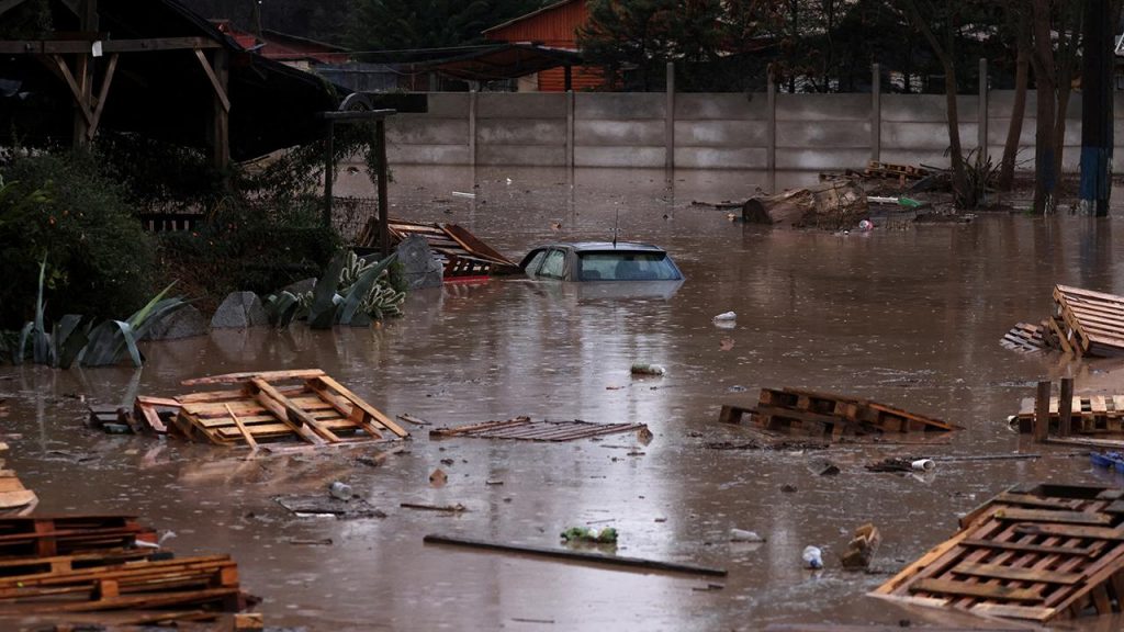 Şili’de şiddetli yağışların yol açtığı sel 2 can aldı, 3 kişi kayboldu