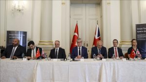 Birleşik Krallık, Türkiye’deki elektrikli demir yolu projesi için 680 milyon sterlin finansman sağlayacak