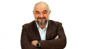 Köşe yazarı Rasıh Reşat beyin kanaması geçirdi