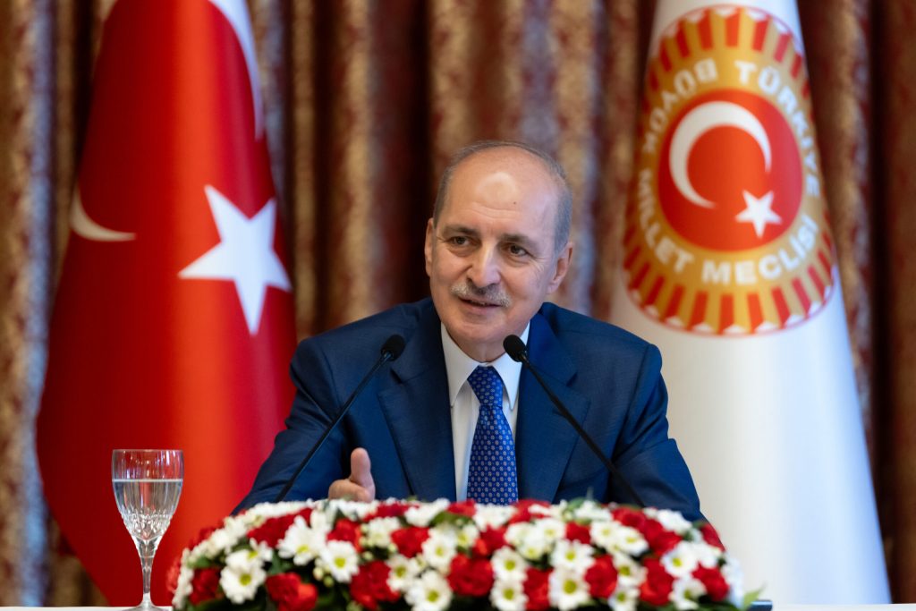 Kurtulmuş’tan Rum temsilciye tepki “İşgalci Türkiye değil, 1960’ta kurulmuş yasal Kıbrıs Cumhuriyeti’ni işgal eden Rum tarafıdır”