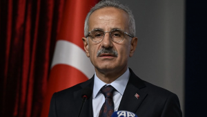 Bakan Uraloğlu’ndan Instagram açıklaması: “Biz, yasakçı değiliz!”