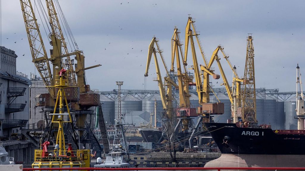 Ukrayna: Rusya’nın Odessa’da limana düzenlediği saldırıda 5 kişi öldü, 9 kişi yaralandı