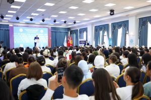 Kırgızistan’da “Türk Dünyasının Geleceği ve Yükselen Yıldızı Gençlik” konferansı düzenlendi
