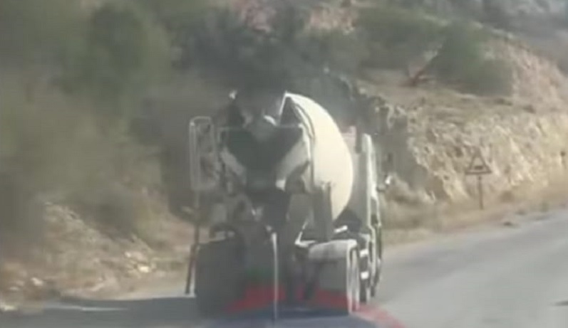 Yola beton artığı dökerek seyahat eden kamyon sürücüsüne ceza