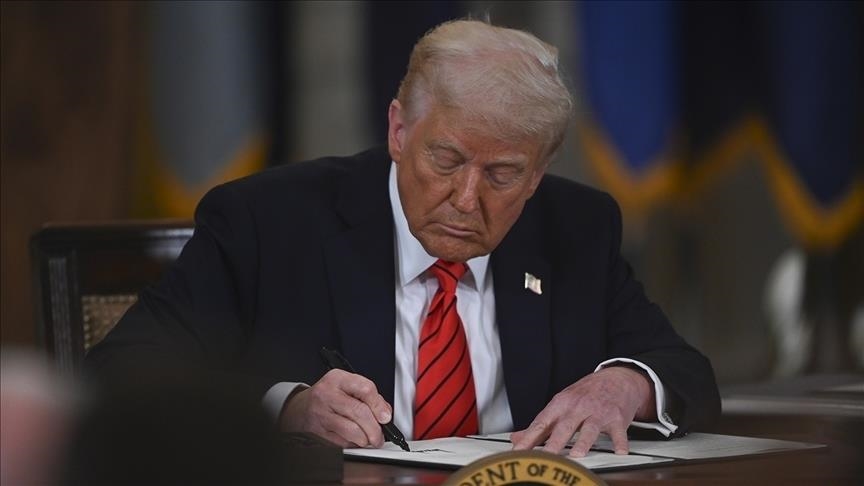 ABD Başkanı Trump, “vergi indirimi” tasarısını imzaladı