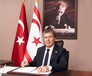 Başbakan Üstel: “30 Ağustos, Kıbrıs Türk halkı için onur ve gurur vesilesidir”