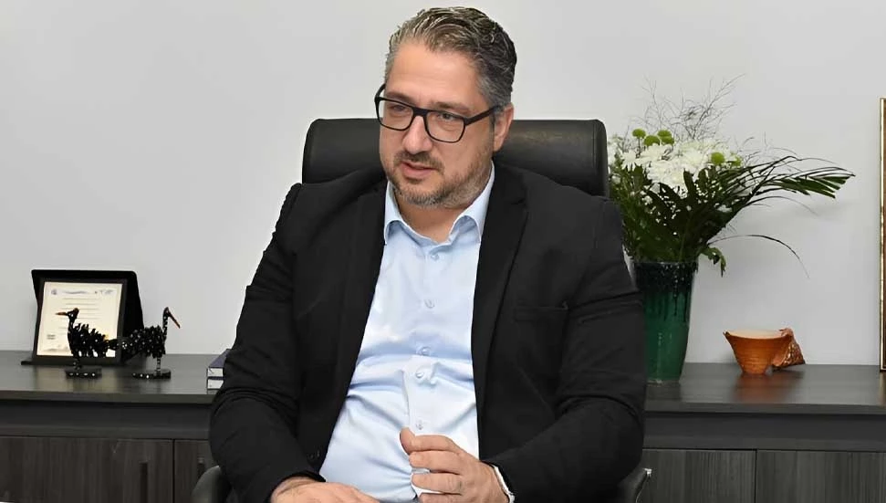 Murat Şenkul: Sokakta yatanlar değil, koşulları yaratanlar utansın!