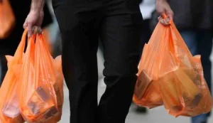 Market poşetleri 2026’da yasaklanıyor: Bakanlık bez çanta dağıtımı gerçekleştiriyor