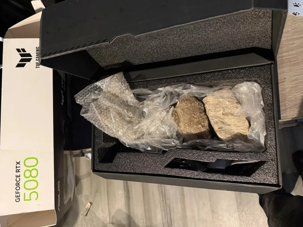 Ekran Kartı Siparişi Verdi Kutudan Taş Çıktı!