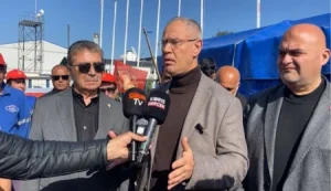 Ektam grevinin 16’ncı gününde hükümetten ziyaret: Tarihte ilk kez bakanlık, işvereni polise şikayet etti