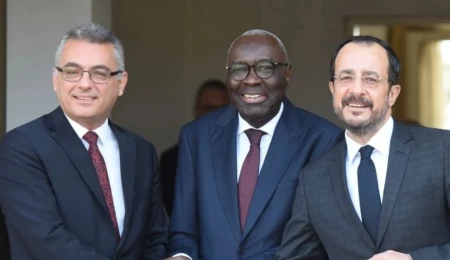 Genel grevin gölgesinde liderler görüşmesi: Yarın Erhürman ve Hristodulidis görüşecek