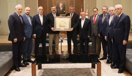 Erhürman Türkiye Odalar ve Borsalar Birliği Başkanı Hisarcıklıoğlu’nu kabul etti