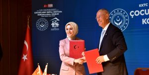 Hasipoğlu ve Göktaş, “Dijital Zorbalık, Bağımlılık ve Koruma Sempozyumu”nda konuştu