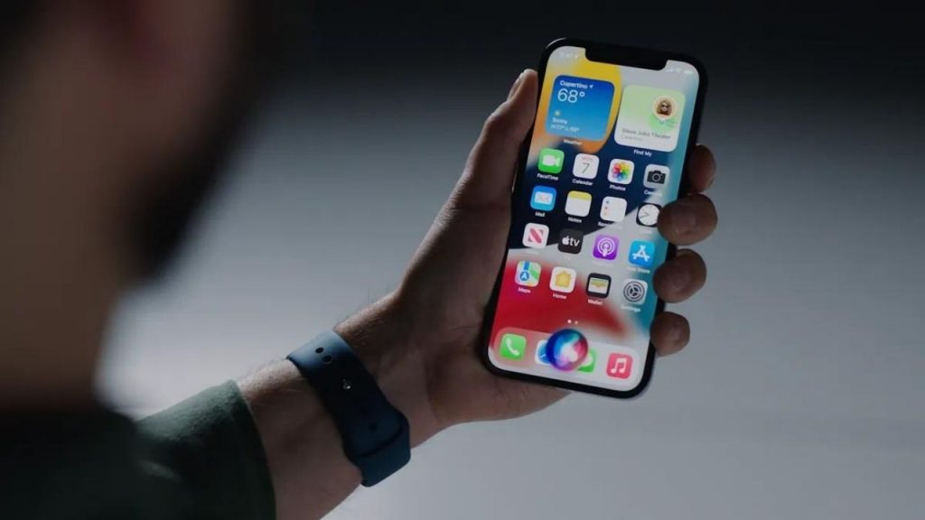 iPhone kullanıcıları üzgün! Apple daha fazla reklam gösterecek