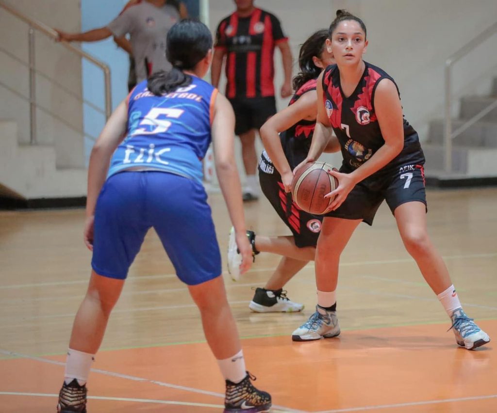 İskele’de kazanan Akdeniz: 27-86