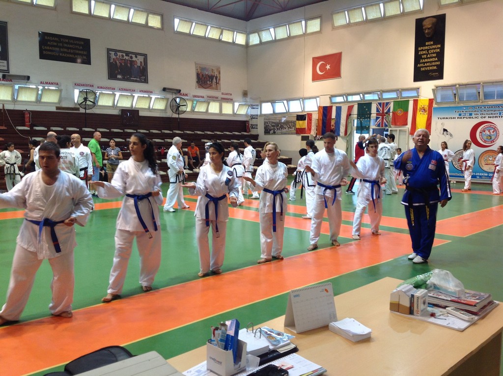 Taekwondo Renkli Kuşak sınavları yapıldı