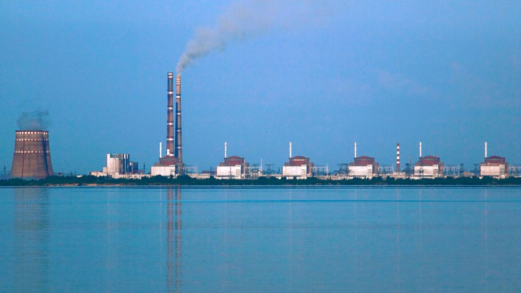 Avrupa’nın en büyük nükleer santralinde çalışmalar durduruldu!