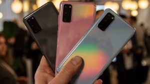 Amiral gemisi Samsung modeli Android 13 güncellemesi aldı!