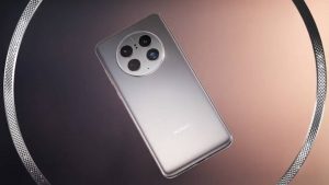 Ön sipariş rekoru kıran Huawei Mate 50 serisi tanıtıldı!