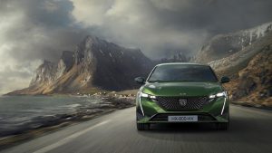 Yeni Peugeot 308, yeni logosuyla Türkiye’de! İşte fiyatı ve özellikleri