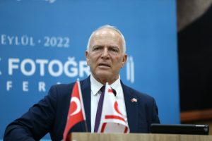 Meclis Başkanı Töre, Mersin’de “Büyük Fotoğraf” konferansında konuştu