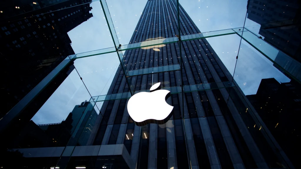 Apple’da işler karışık: Çalışanlardan grev girişimi!