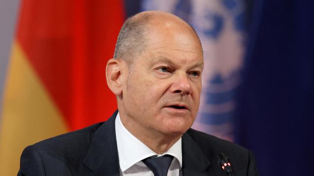Scholz’dan nükleer santral talimatı: Nisan ortasına kadar çalıştırılsın
