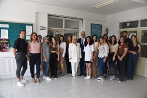 Taçoy, YDÜ Meslek Yüksekokulu Saç Bakımı ve Güzellik Hizmetleri Bölümü’nü ziyaret etti