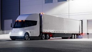 Tesla Semi geliyor: Üçüncü çeyrek mali raporu açıklandı