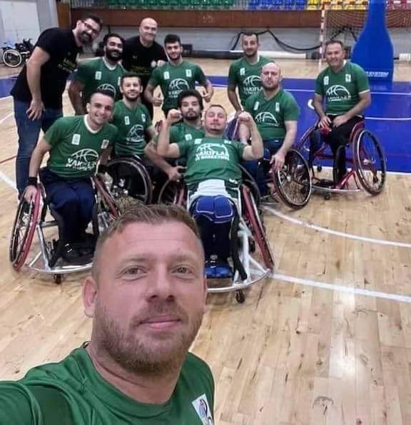 Vakıflar, Kocaeli’ni 82-39 yendi