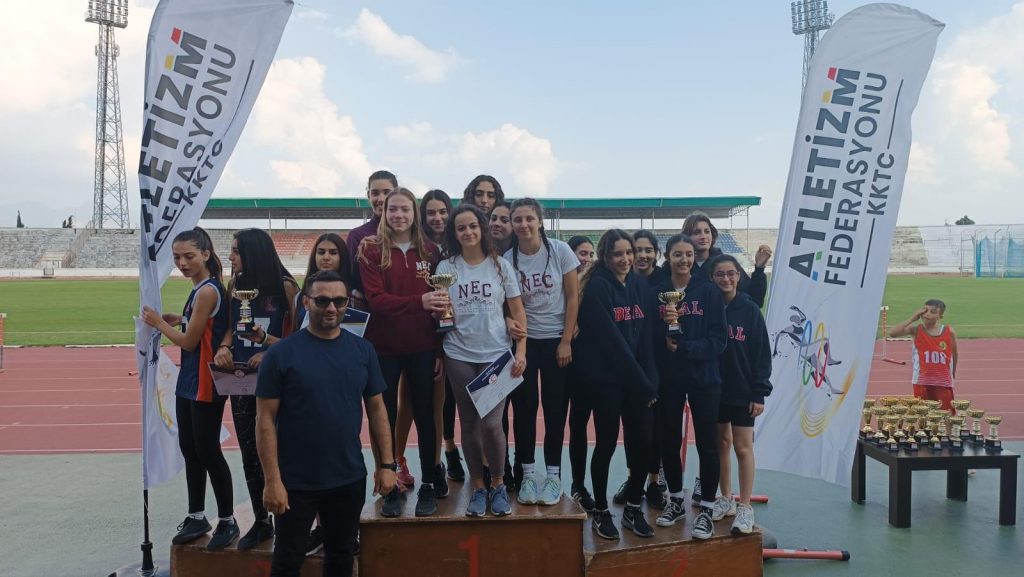 Hakan Tazegül, 8 km’lik mesafede liderliği kaptırmadı
