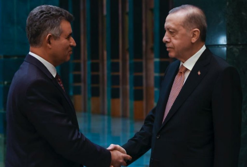 TC Cumhurbaşkanı Erdoğan, Türkiye’nin Lefkoşa Büyükelçisi  Feyzioğlu’nu kabul etti