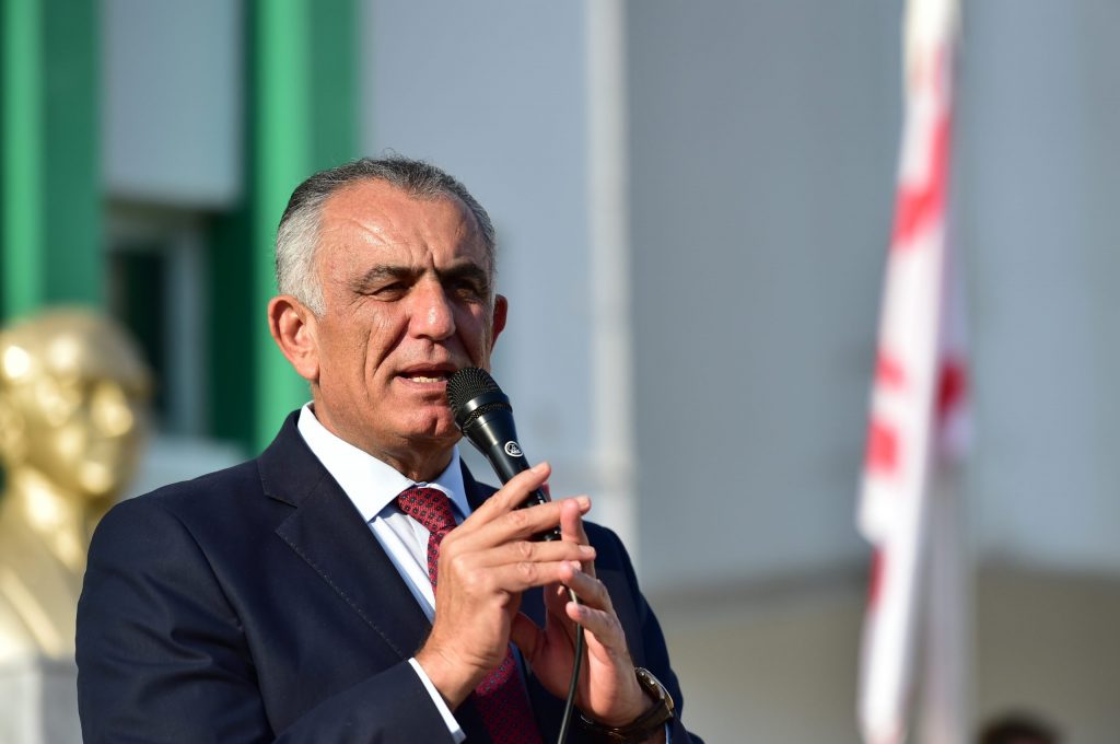 Çavuşoğlu, Taksim’de yaşanan saldırıyı kınadı