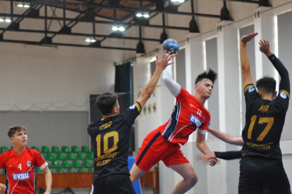 Hentbolda “Play-Off” başladı