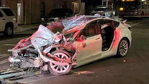 Tesla’nın otonom sürüş teknolojisi sorgulanıyor!