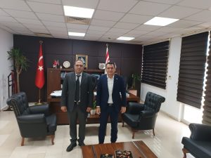 Tarım ve Doğal Kaynaklar Bakanı Oğuz, Mersin’de yer alan 14. Uluslararası Turunçgil Kongresi’nde KKTC’yi temsil ederek, sunum gerçekleştiren Arkın Engüney’i kabul etti