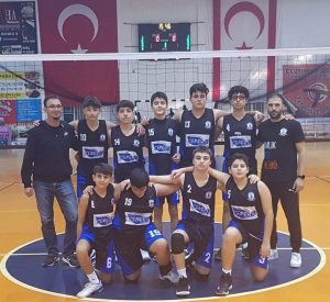 Voleybol U12 ve U13 final ilk maçlar oynandı