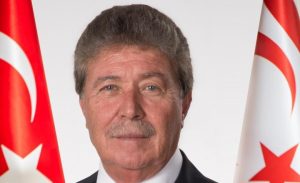 Başbakan Üstel, İsveç’te Kur’an-ı Kerim’in yakılmasını kınadı