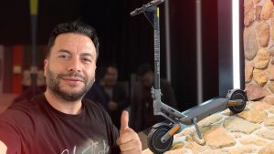 Çift süspansiyonlu Xiaomi Electric Scooter 4 Ultra ilk bakış!
