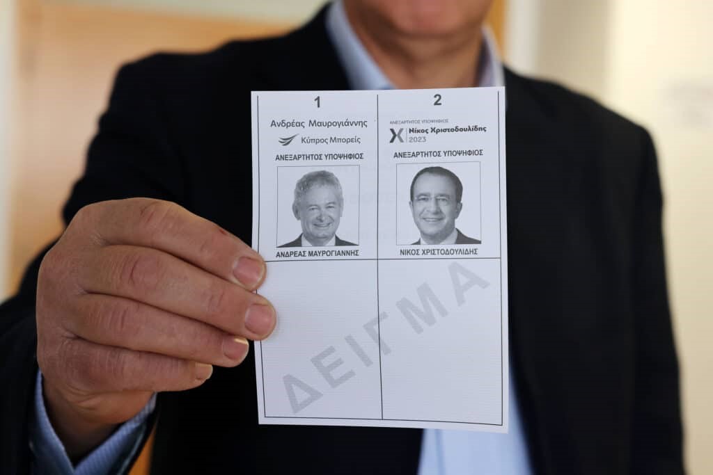 Güney Kıbrıs’ta sandık çıkış anketlerine göre Hristodulidis önde