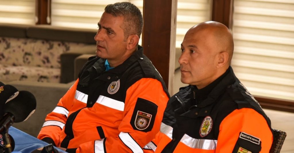 Sivil Savunma yetkilileri basın toplantısı düzenledi….SSTB İskele Bölge Müdürü Betmezoğlu:Ülke olarak deprem konusunda hazırlık yapmak zorundayı