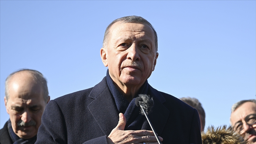 Erdoğan, depremlerle ilgili incelemelerde bulunmak üzere Adıyaman’a gitti
