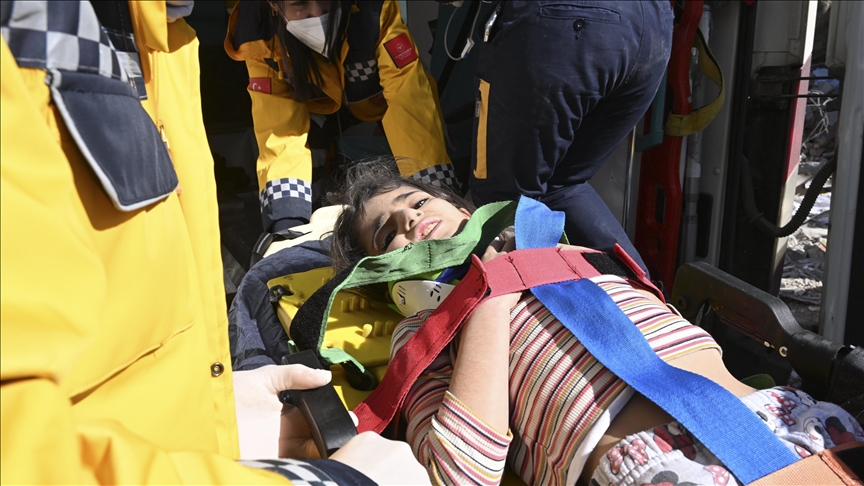 Adıyaman’da 6 yaşındaki Miray depremin 178’inci saatinde kurtarıldı