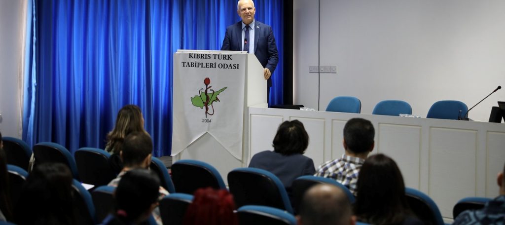 Meclis Başkanı Töre, Pediatri Kurumu’nun düzenlediği kursun açılış etkinliğine katıldı